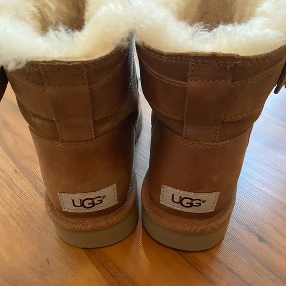 UGG Dune Mini Buckle Boot - Picture 7 of 12